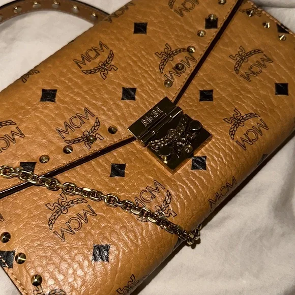 MCM crossbody chain bag Medium - Picture 2 of 4